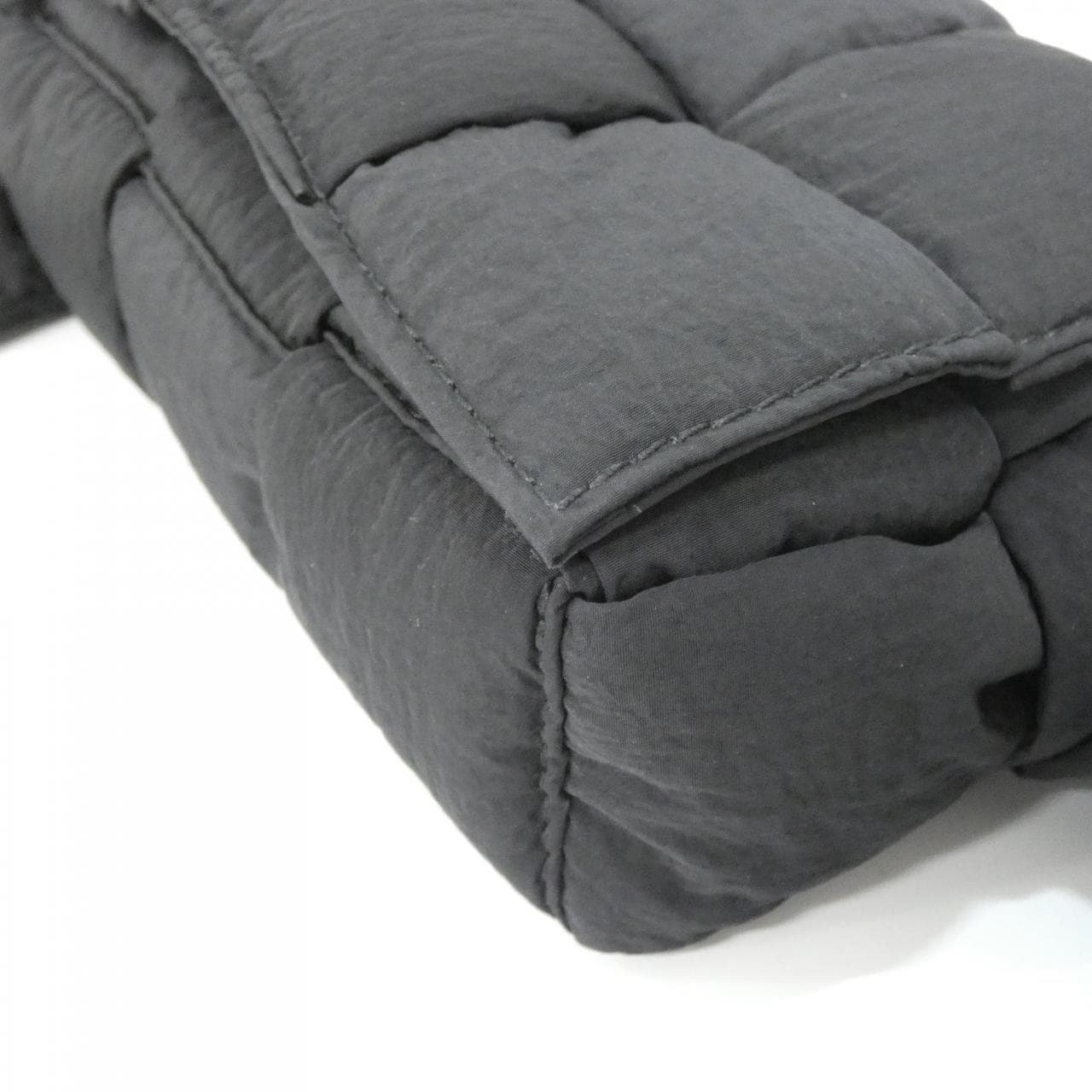 ボッテガヴェネタ 679763 VBO80 ウエストバッグ