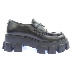 プラダ PRADA モノリスブラッシュドレザーローファー 2DE129 シューズ