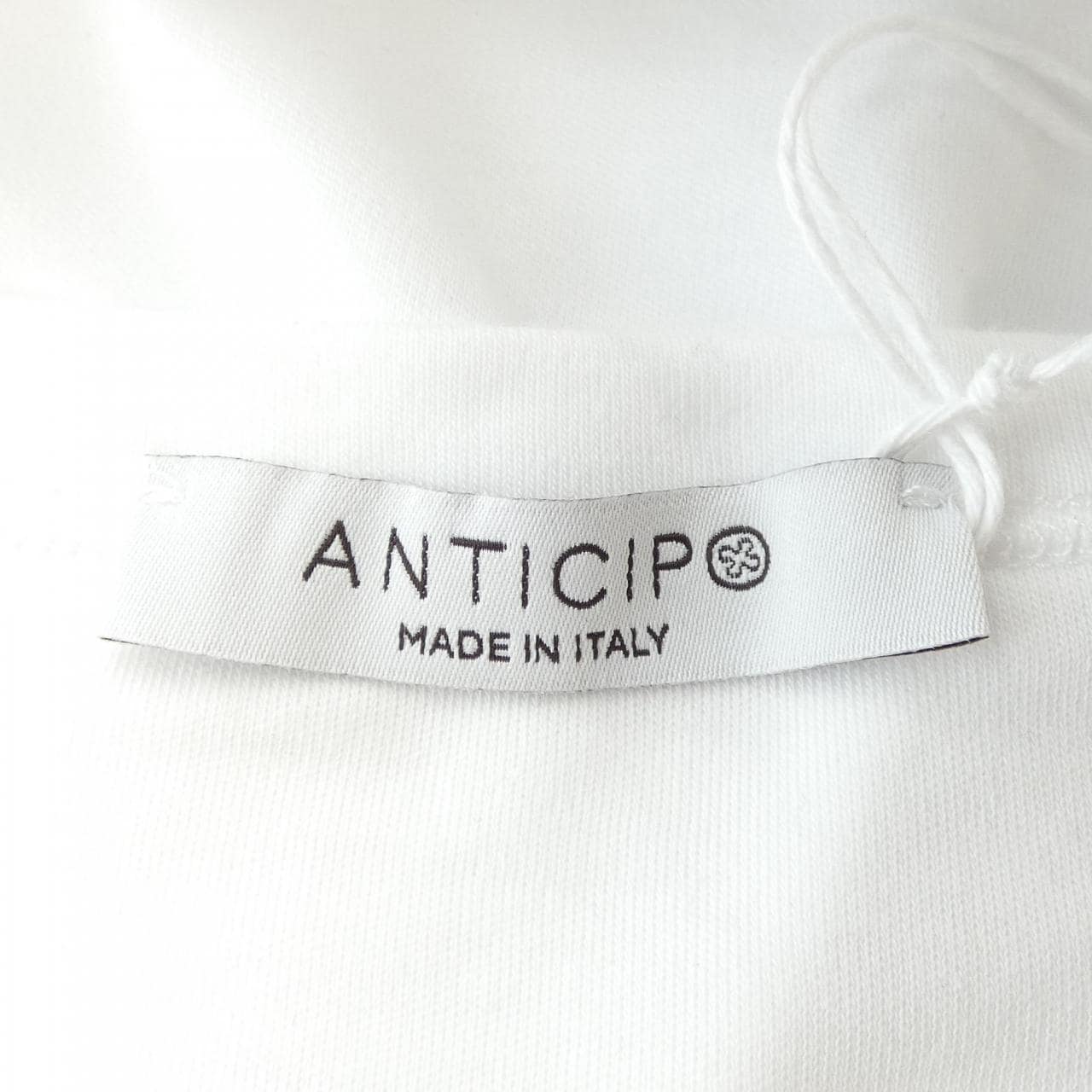 アンティーチポ ANTICIPO Tシャツ