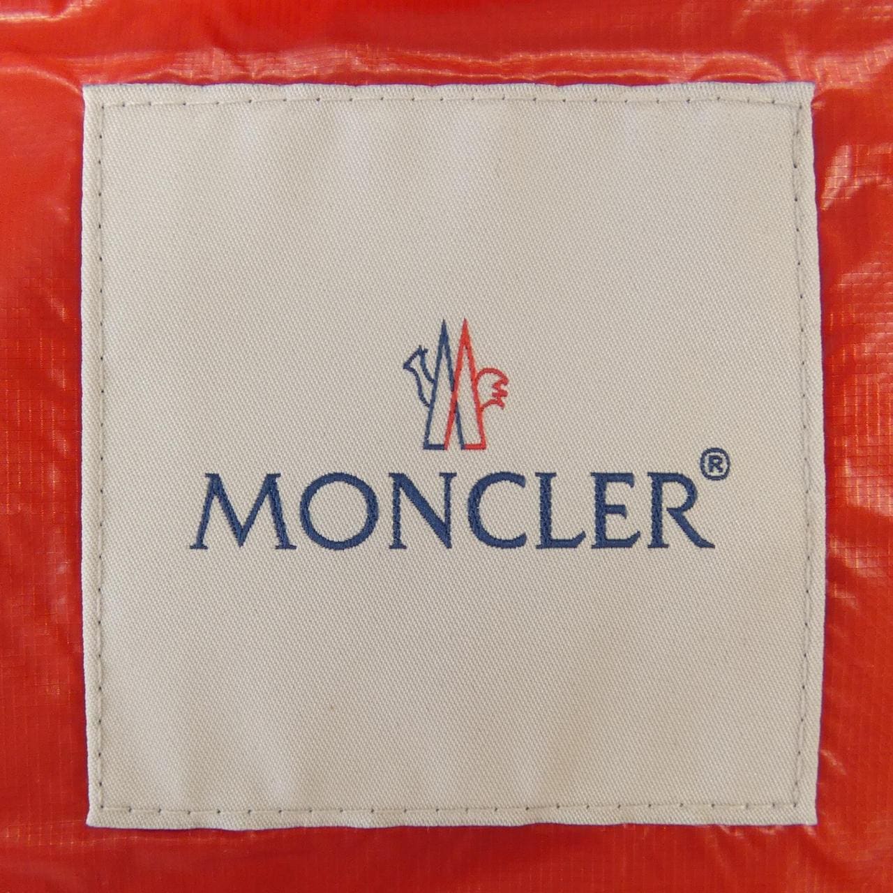 モンクレール MONCLER HELSINKI ダウンベスト