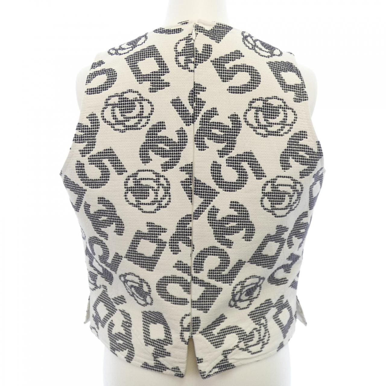 【ヴィンテージ】シャネル CHANEL P28638V18472 06P トップス