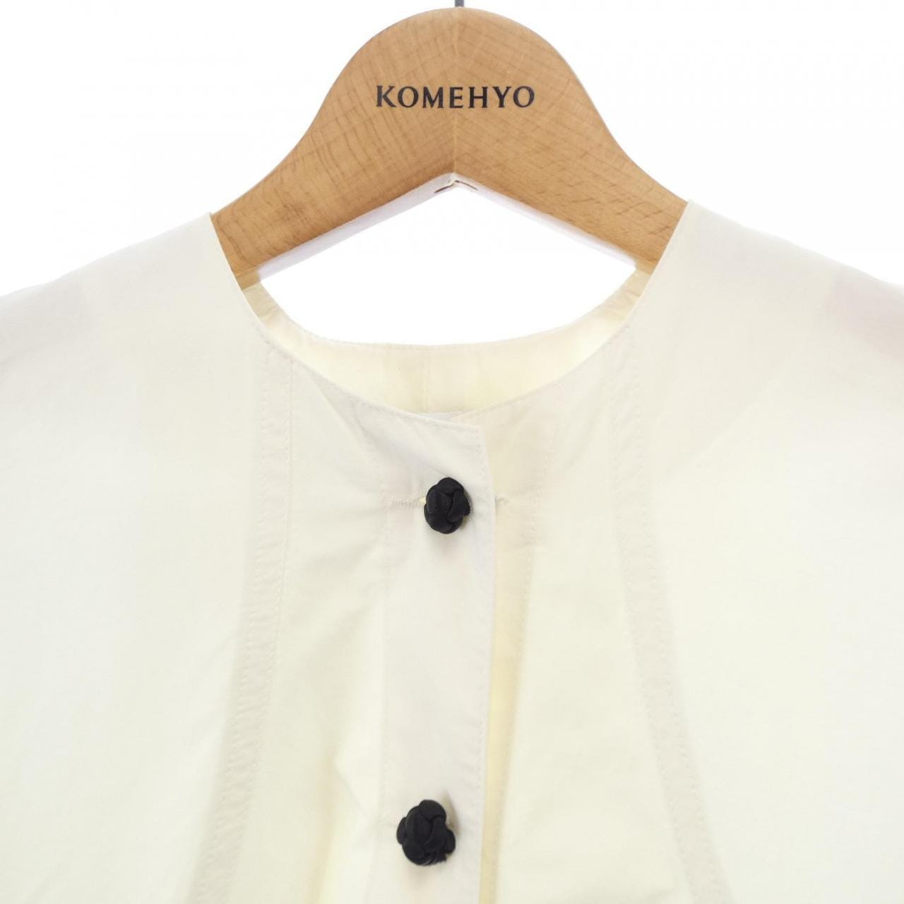 ジェイダブルアンダーソン J.W.ANDERSON 37-01-81-0116 シャツ