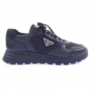 プラダ PRADA トライアングルロゴ 2EE390 スニーカー