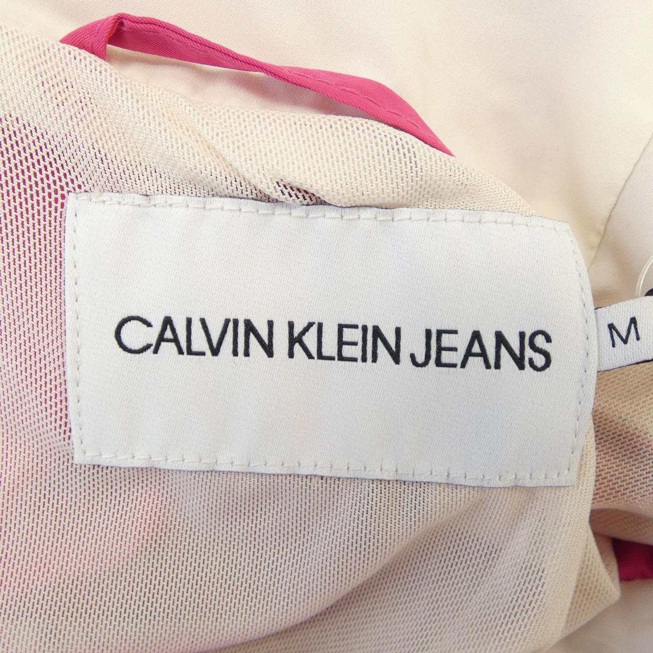 Calvin Klein Jeans夹克