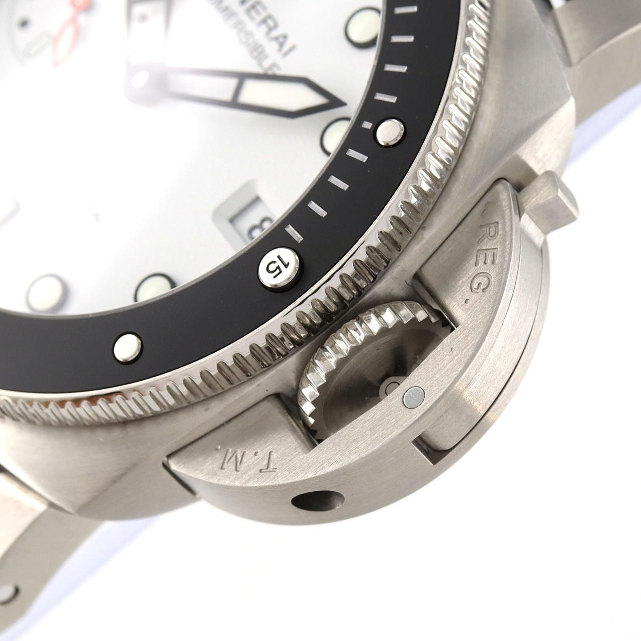 PANERAI Submersible Luna Rossa PAM01579 SS Automatic