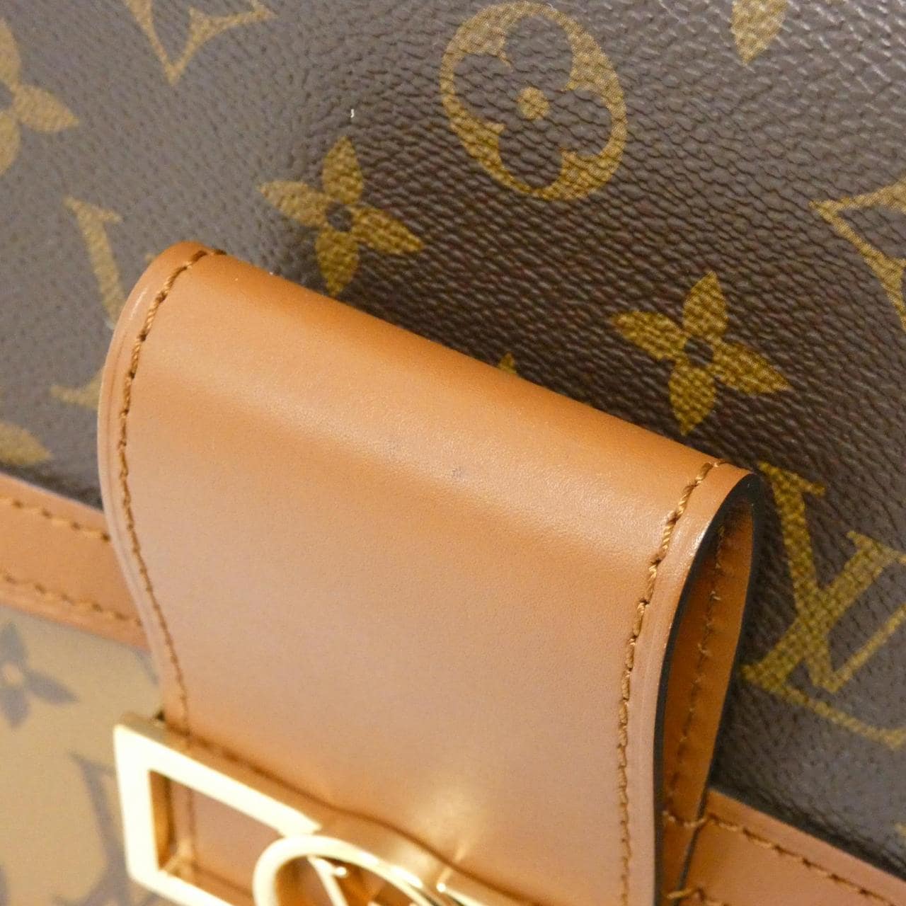 LOUIS VUITTON Monogram Reverse Dauphine MM M44391 Shoulder Bag