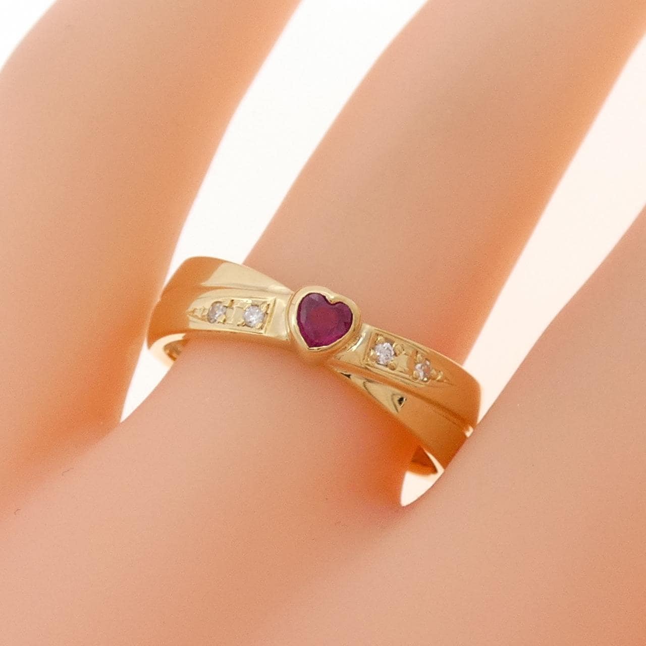 K18YG ハート ルビー リング