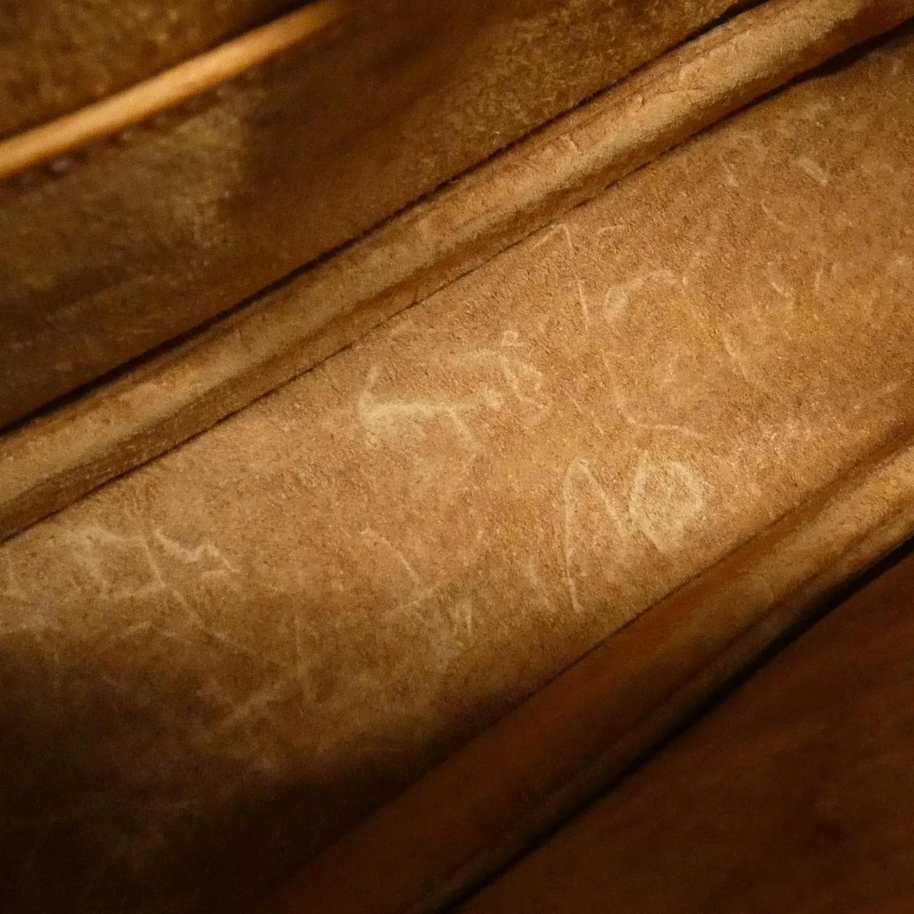 【ヴィンテージ】グッチ 001 01 0633 バッグ