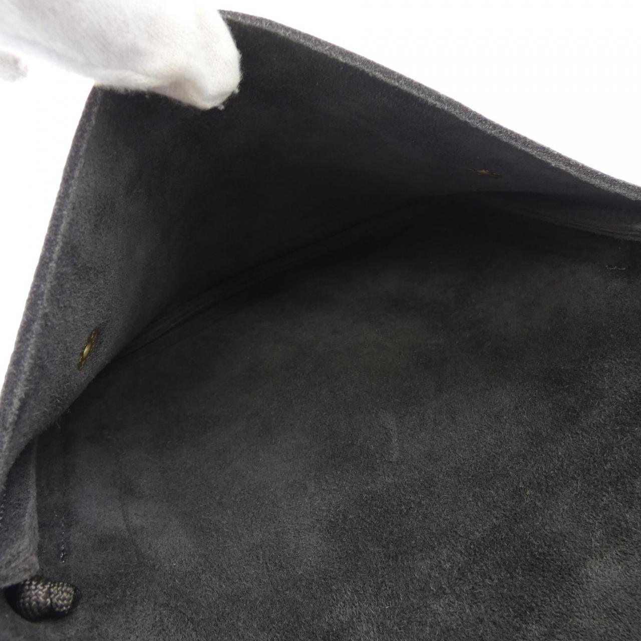 THE SUPERIOR LABOR BAG