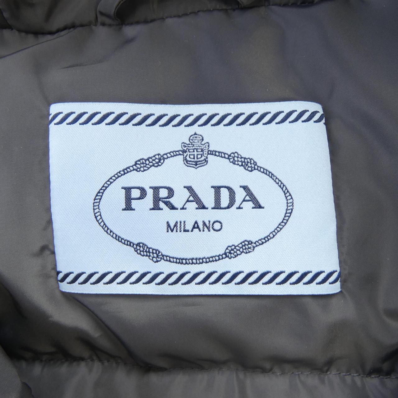 プラダ PRADA ダウンコート