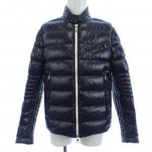 モンクレール MONCLER ダウンジャケット