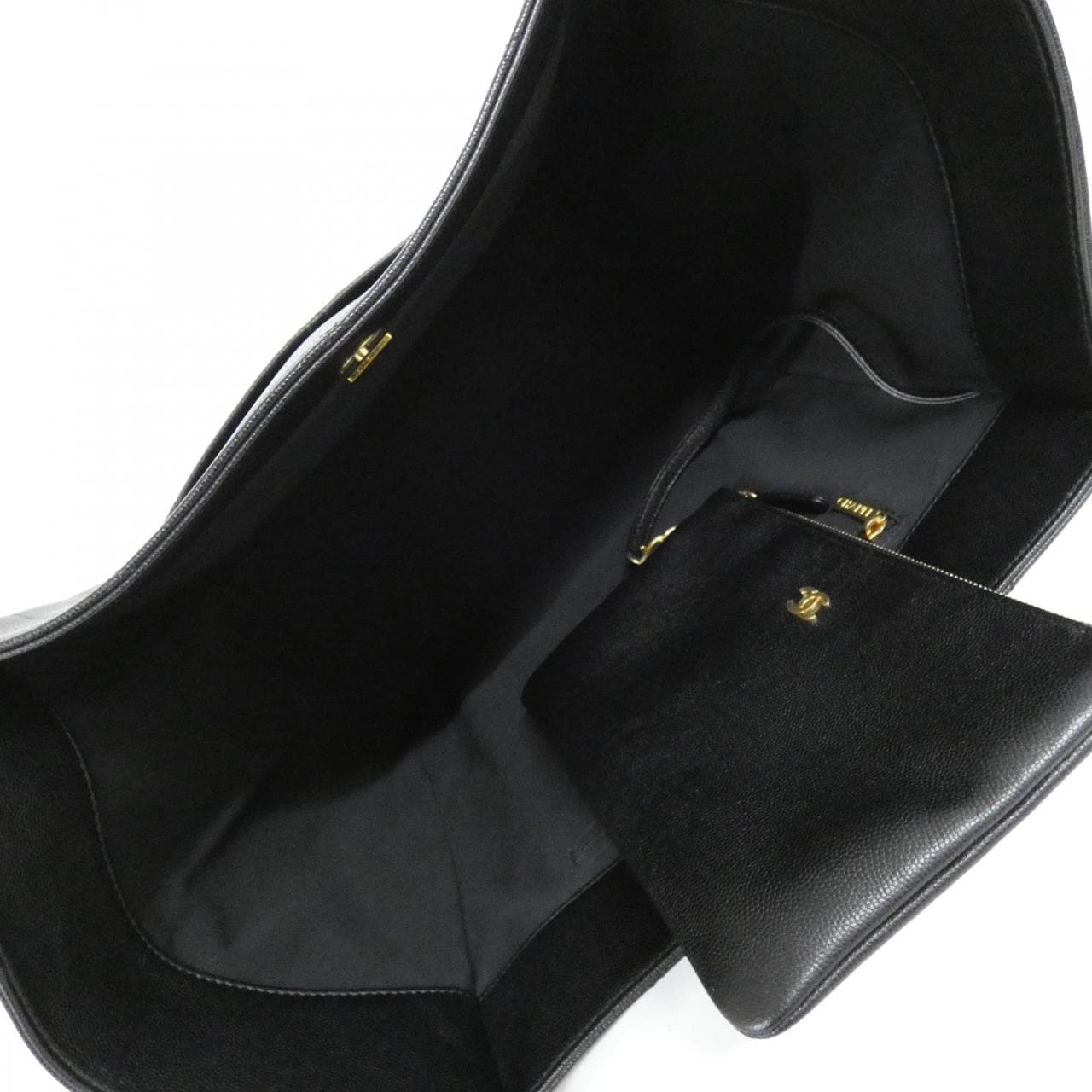 シャネル ショルダーバッグ