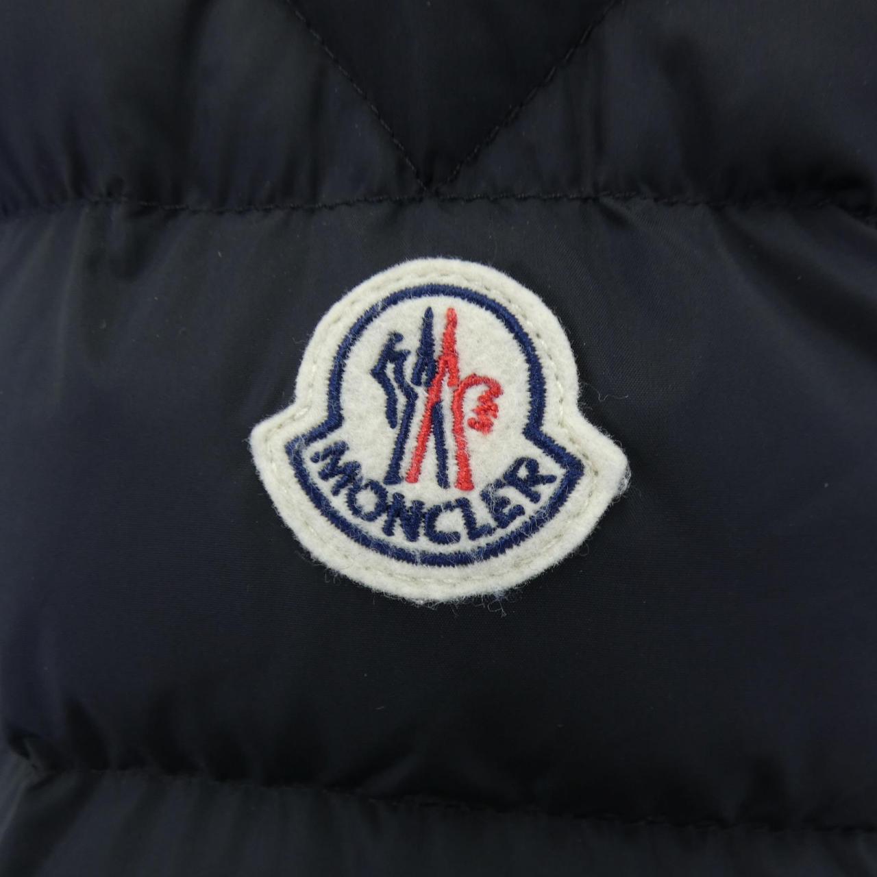 モンクレール MONCLER ダウンジャケット
