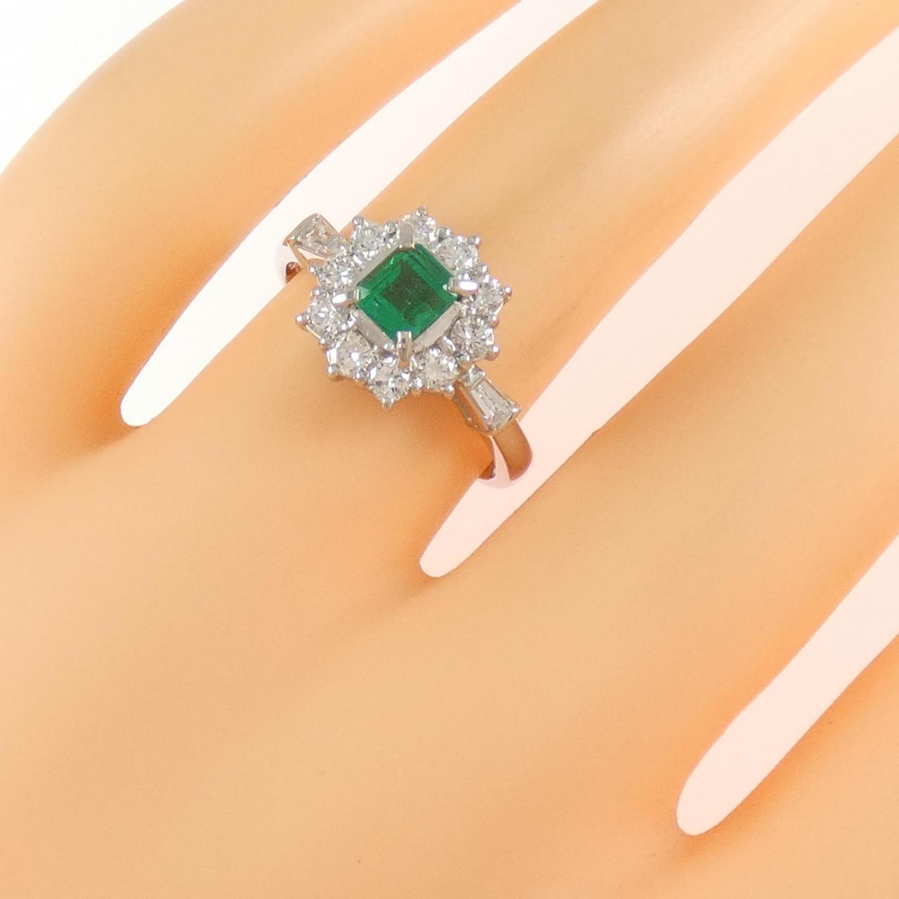 PT900 Emerald Ring 0.47CT