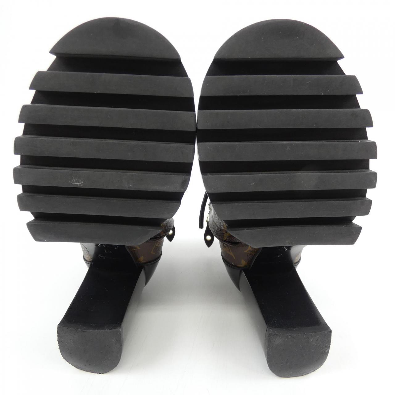 ルイヴィトン LOUIS VUITTON スタートレイルライン ブーツ