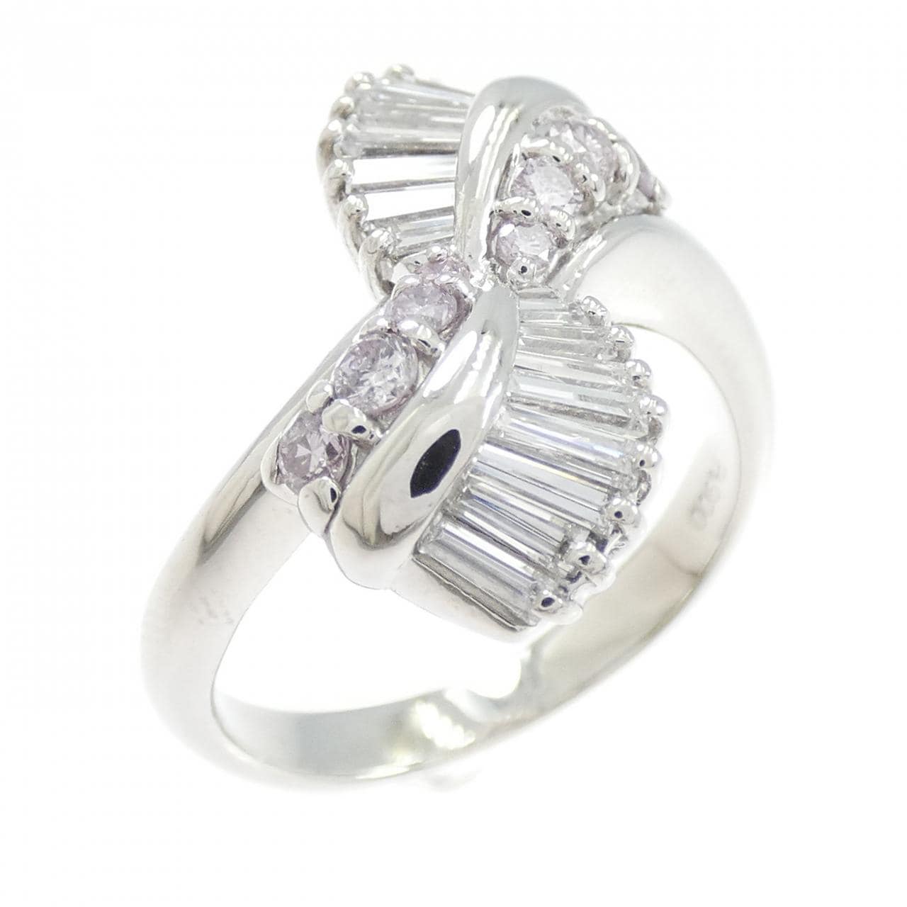 PT900 ダイヤモンド リング 0.815CT