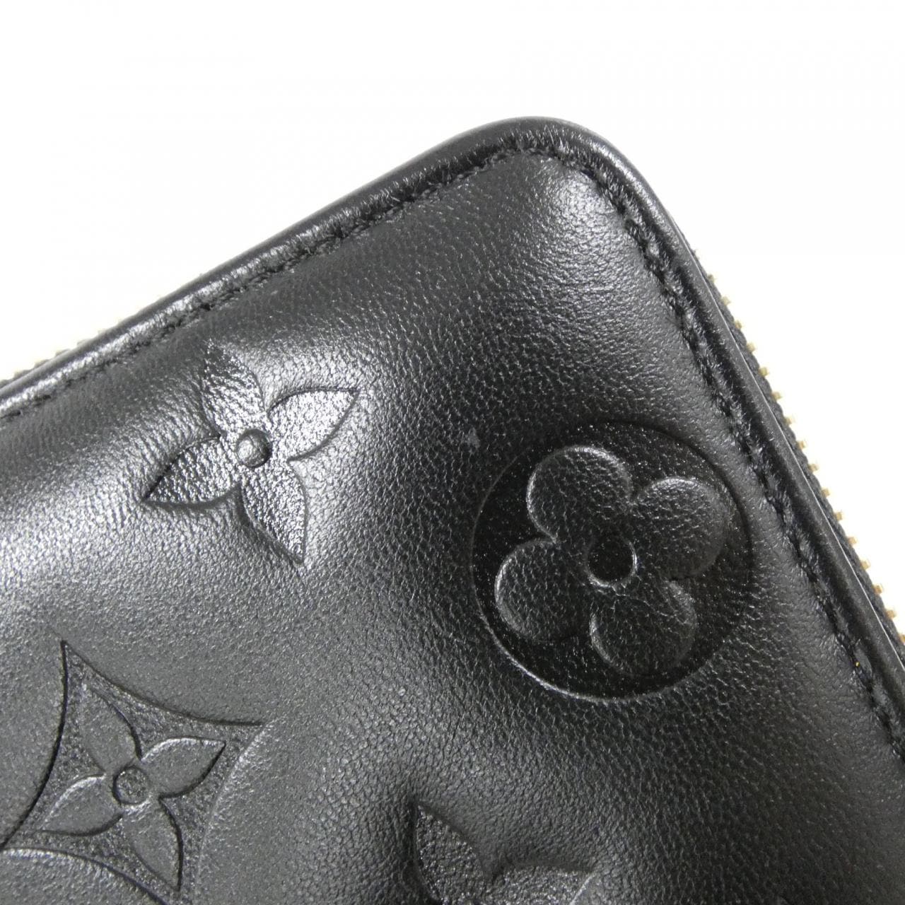 ルイヴィトン クッサン ジッピー ウォレット M81510 財布