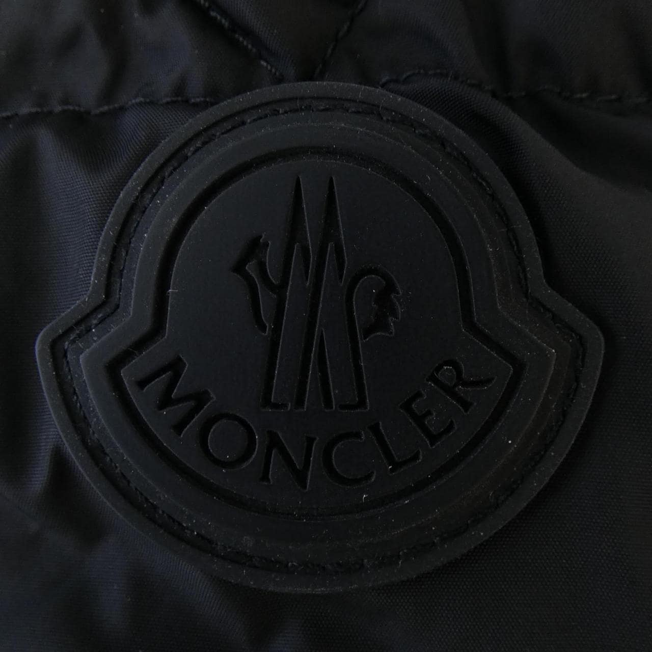 モンクレール MONCLER LAVEDA ダウンジャケット