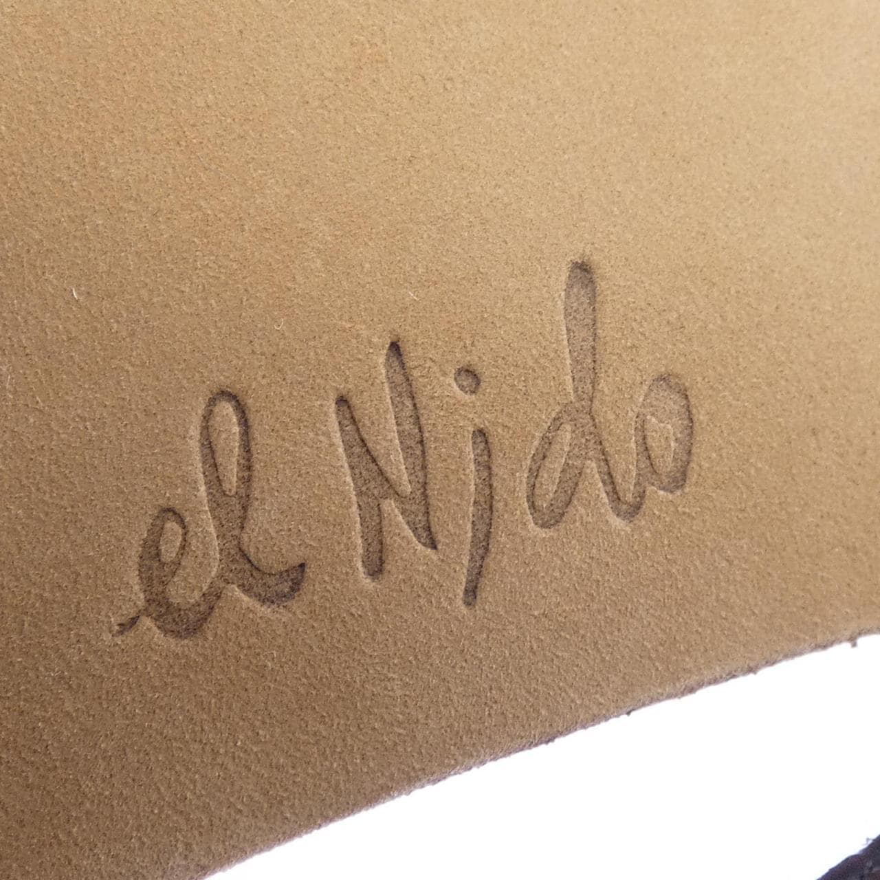 EL NIDO FLIPS サンダル