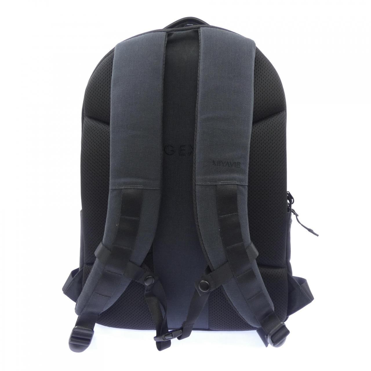 WHITEAGE BACKPACK