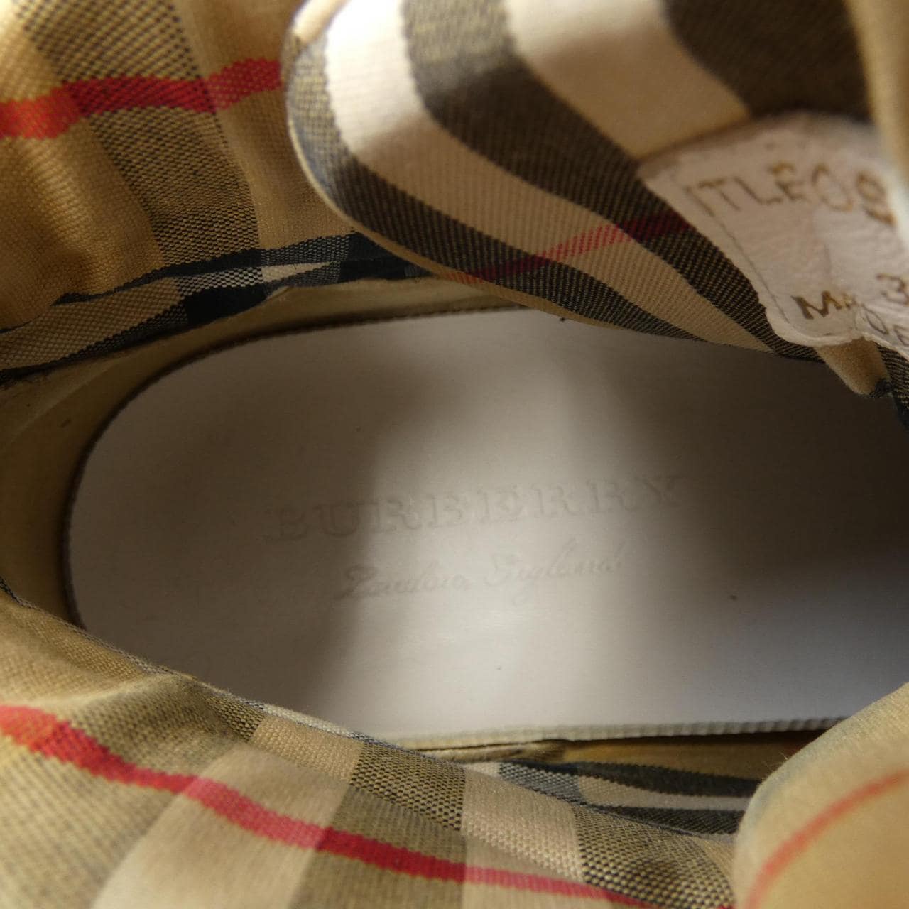 バーバリー BURBERRY スニーカー