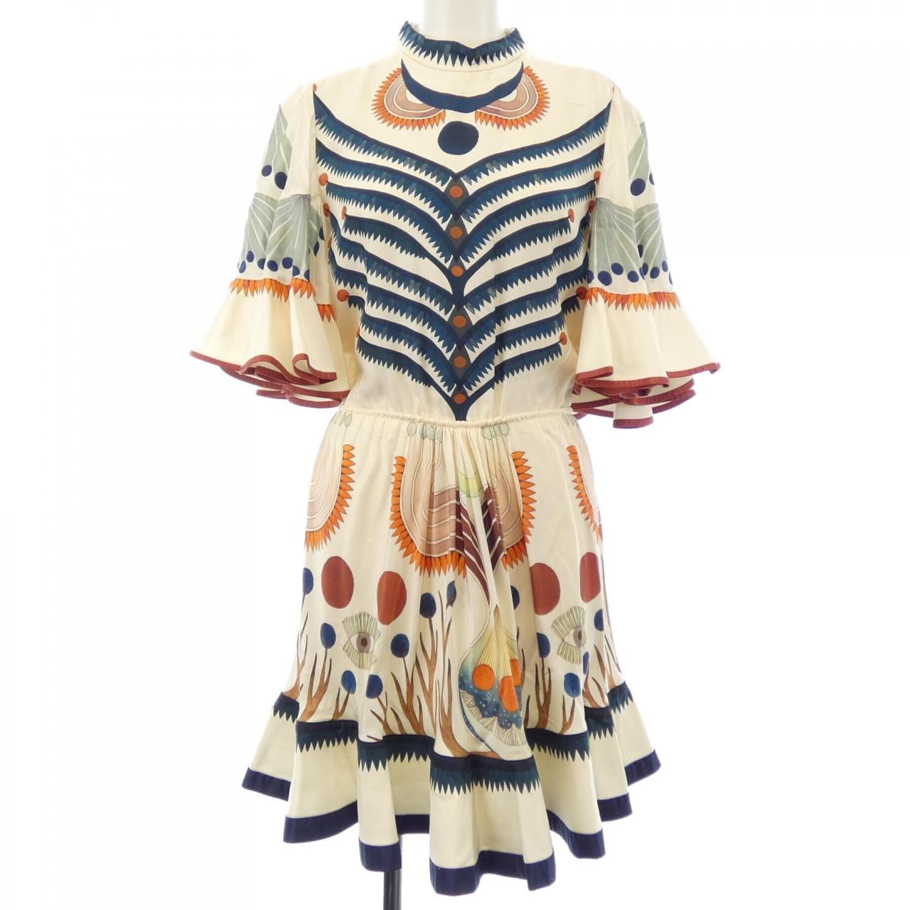 クロエ Chloe ワンピース