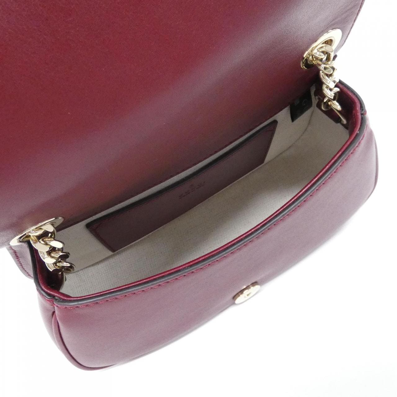 グッチ GUCCI BLONDIE 815711 AAEEX ショルダーバッグ