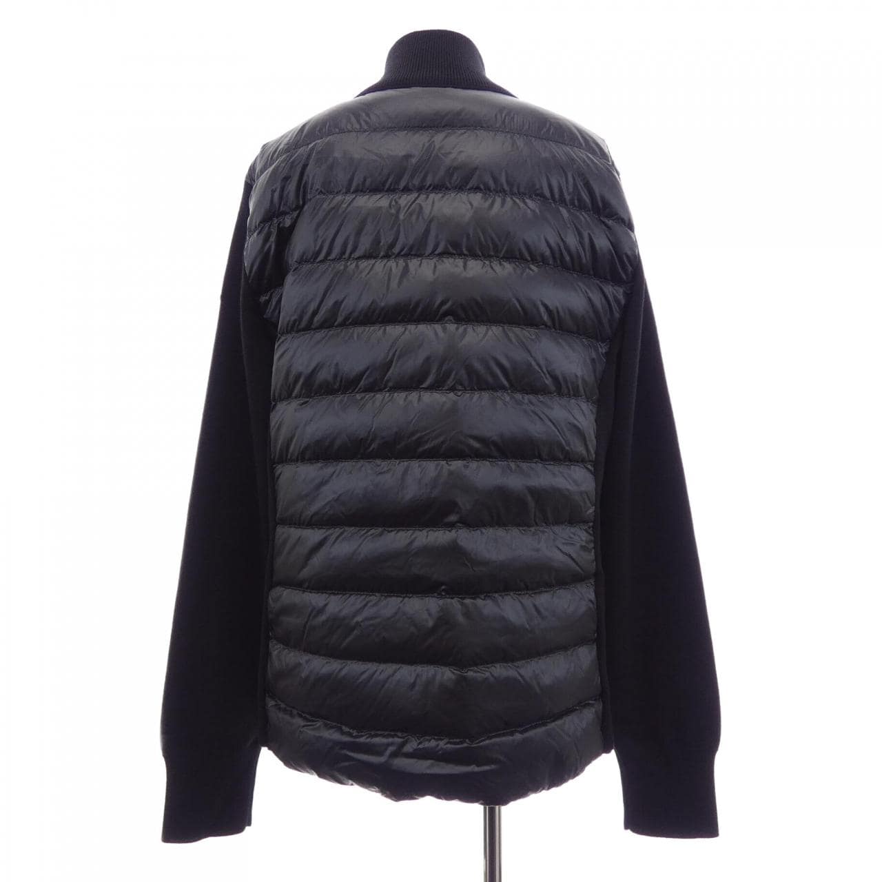 【新品】モンクレール MONCLER 20939B00036 M1131 ダウンジャケット