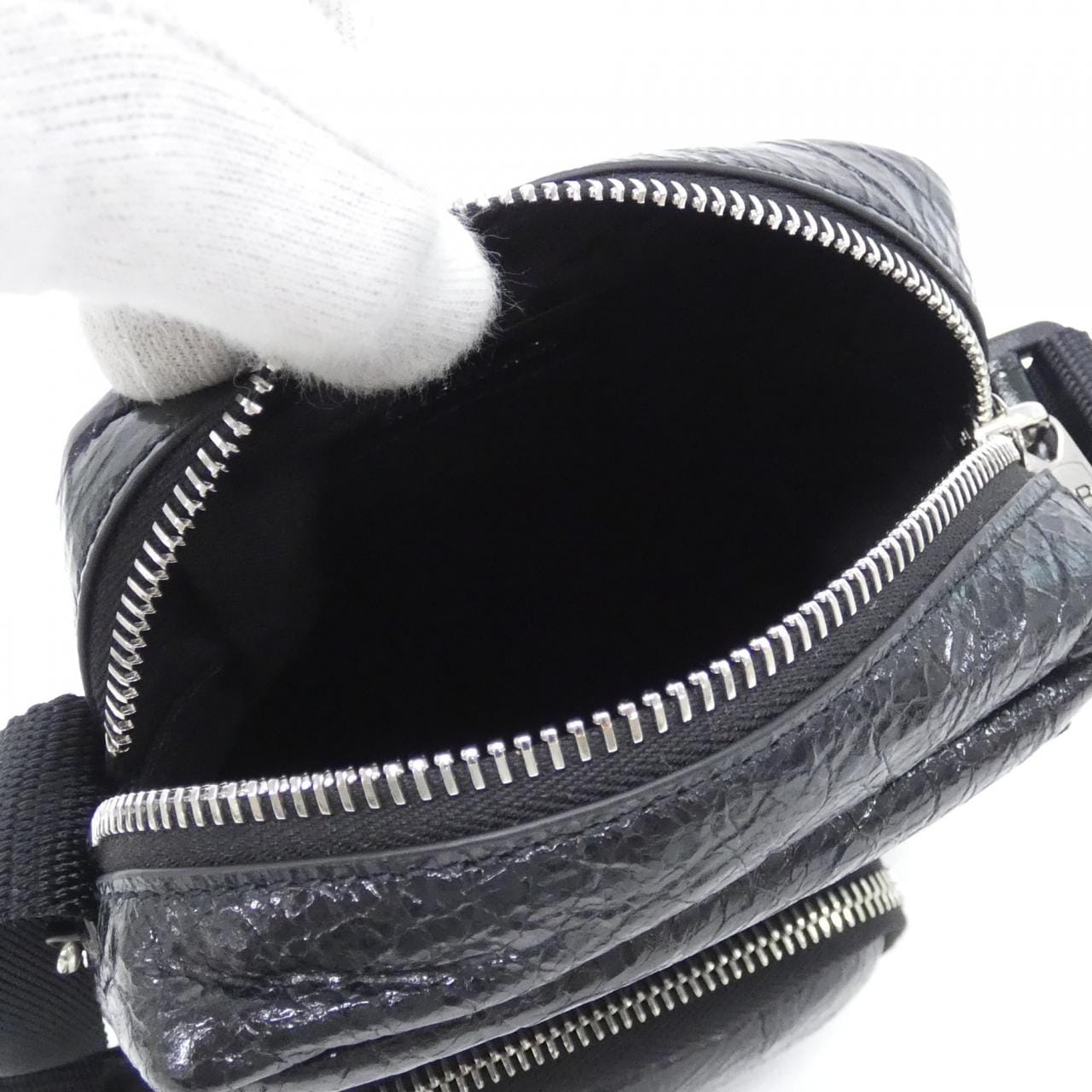 【新品】バレンシアガ SUPERBUSY VERTICAL CROSS BODY BAG 867381 210C8 ショルダーバッグ