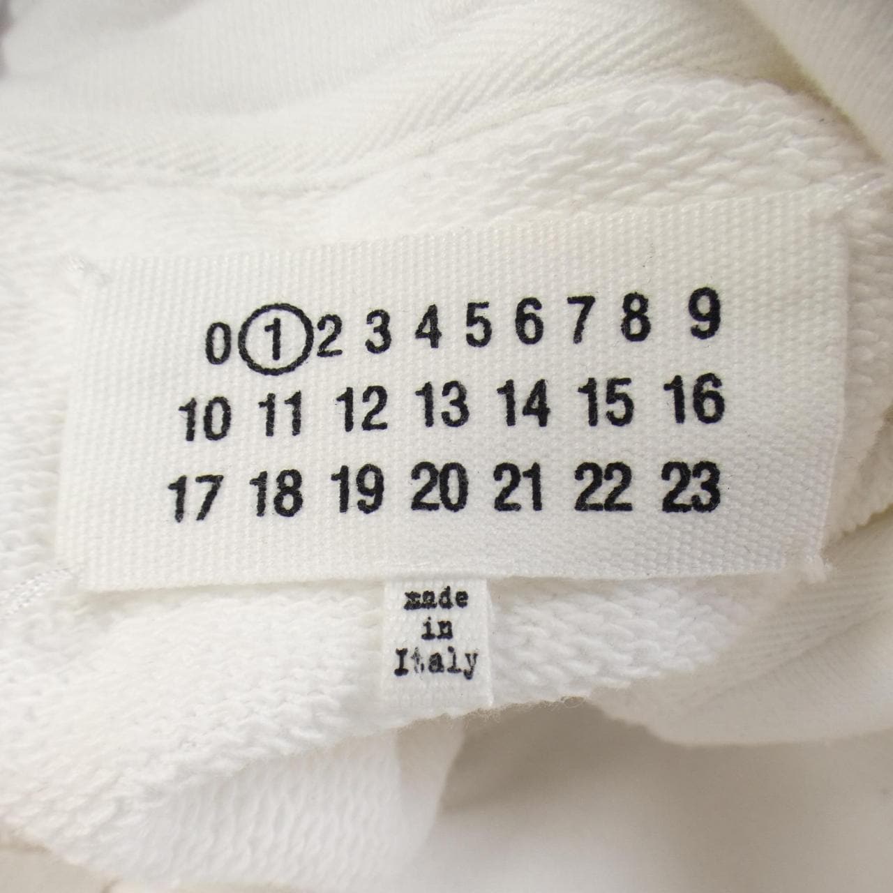 メゾンマルジェラ Maison Margiela パーカー