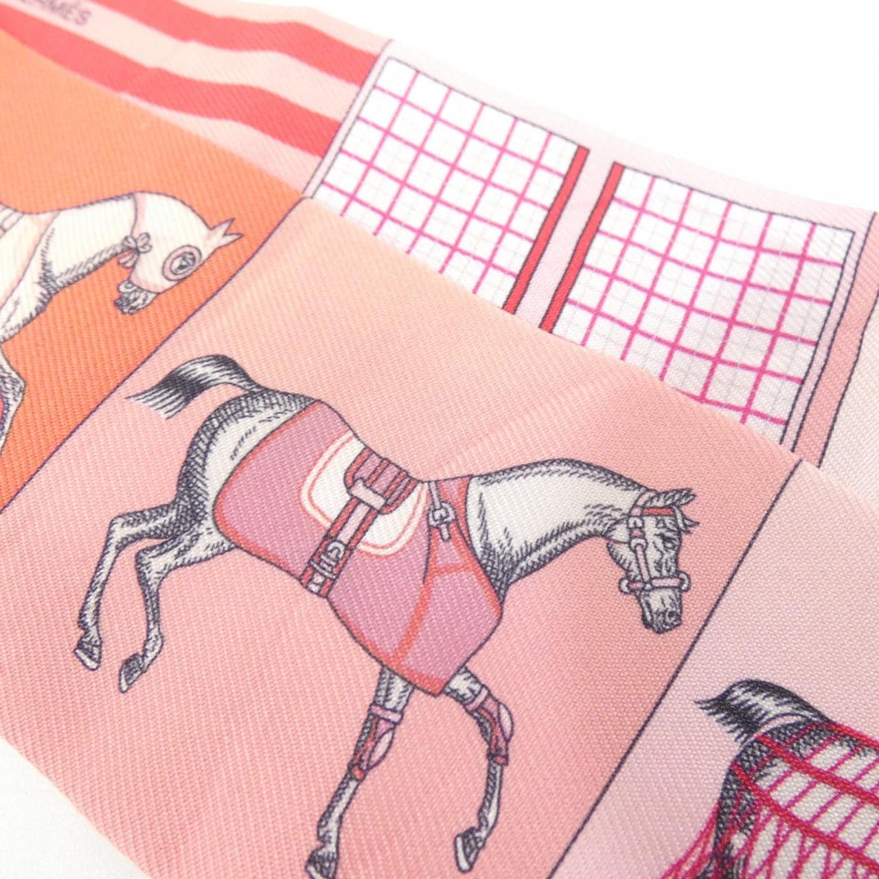 エルメス COUVERTURES NOUVELLES VICHY ツイリー 063211S スカーフ