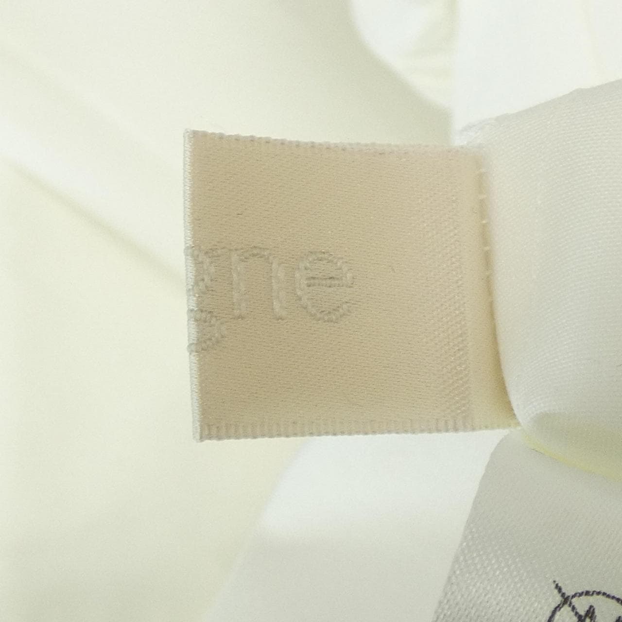 シーニュ Cygne シャツ