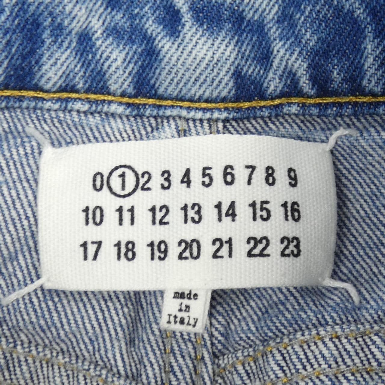 メゾンマルジェラ Maison Margiela ジーンズ