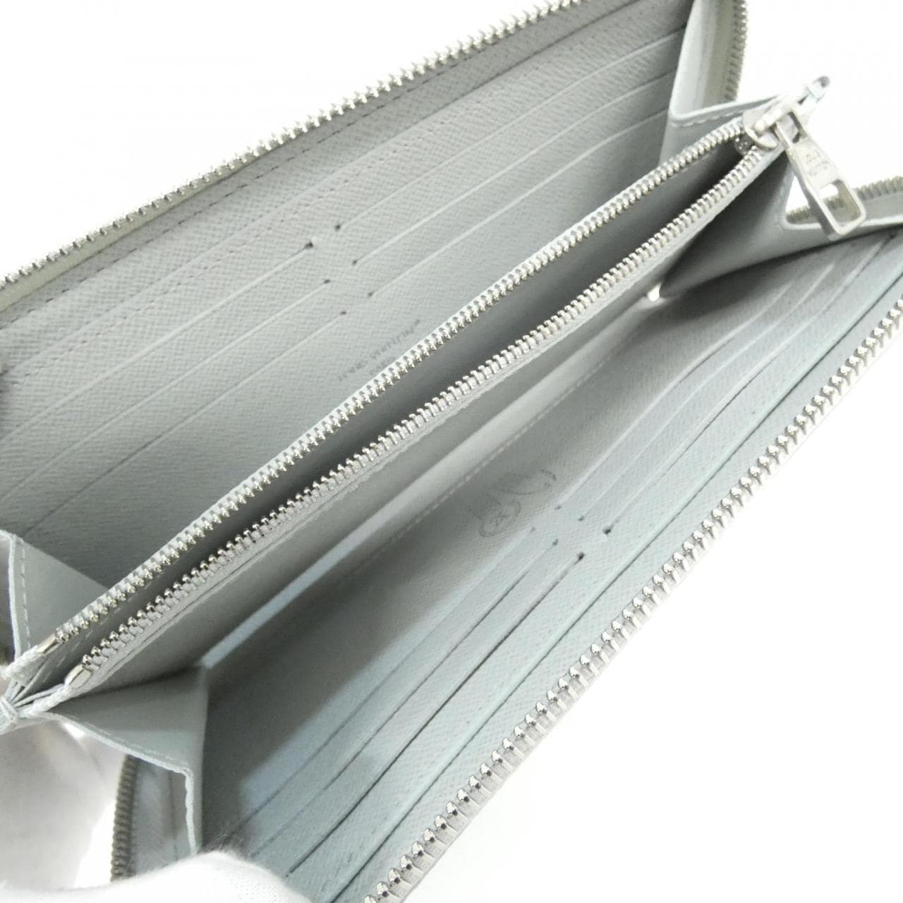 ルイヴィトン モノグラム イリディセント ジッピー ウォレット ホリゾンタル M13908 財布