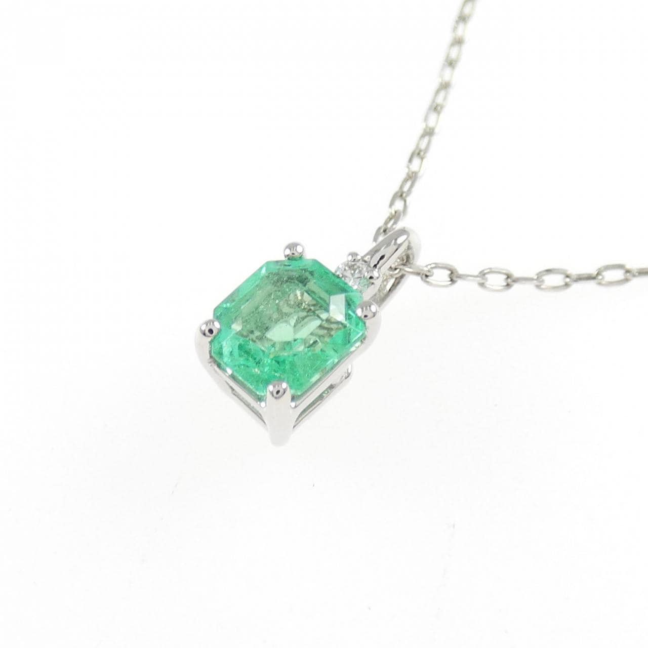 PT950 エメラルド ネックレス 0.30CT