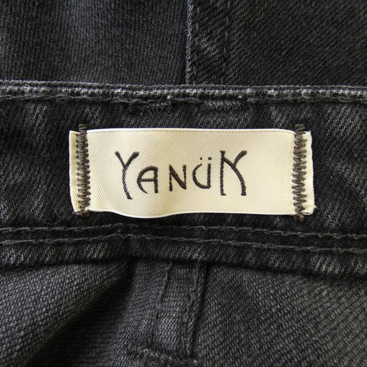 ヤヌーク YANUK パンツ