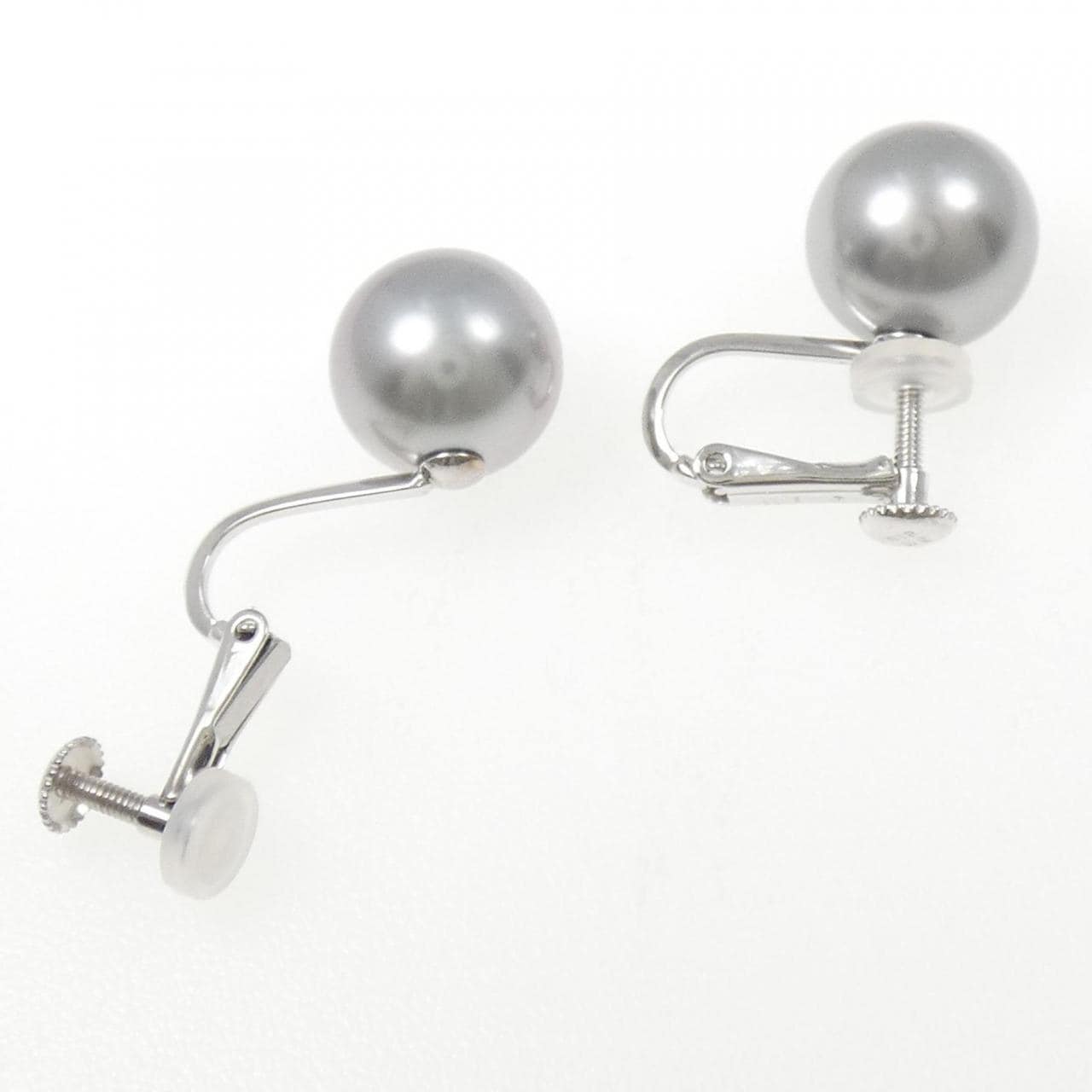 K18WG 黒蝶パール イヤリング 10.2mm