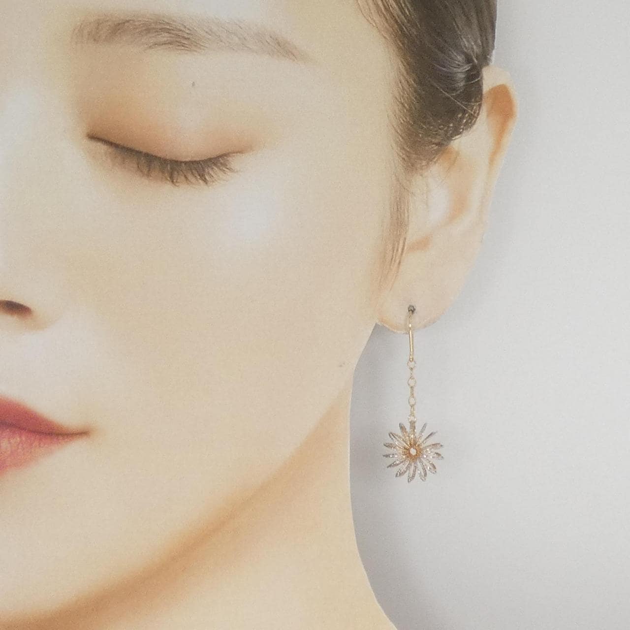 750三色花朵耳釘