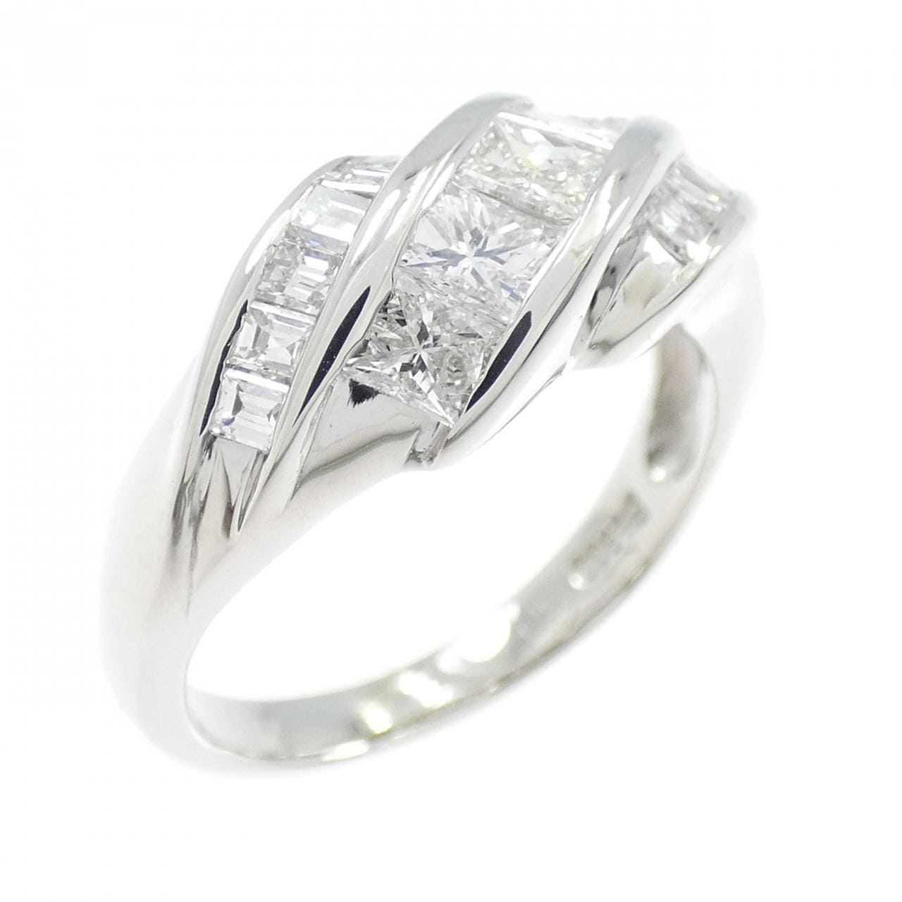 PT900 ダイヤモンド リング 1.00CT