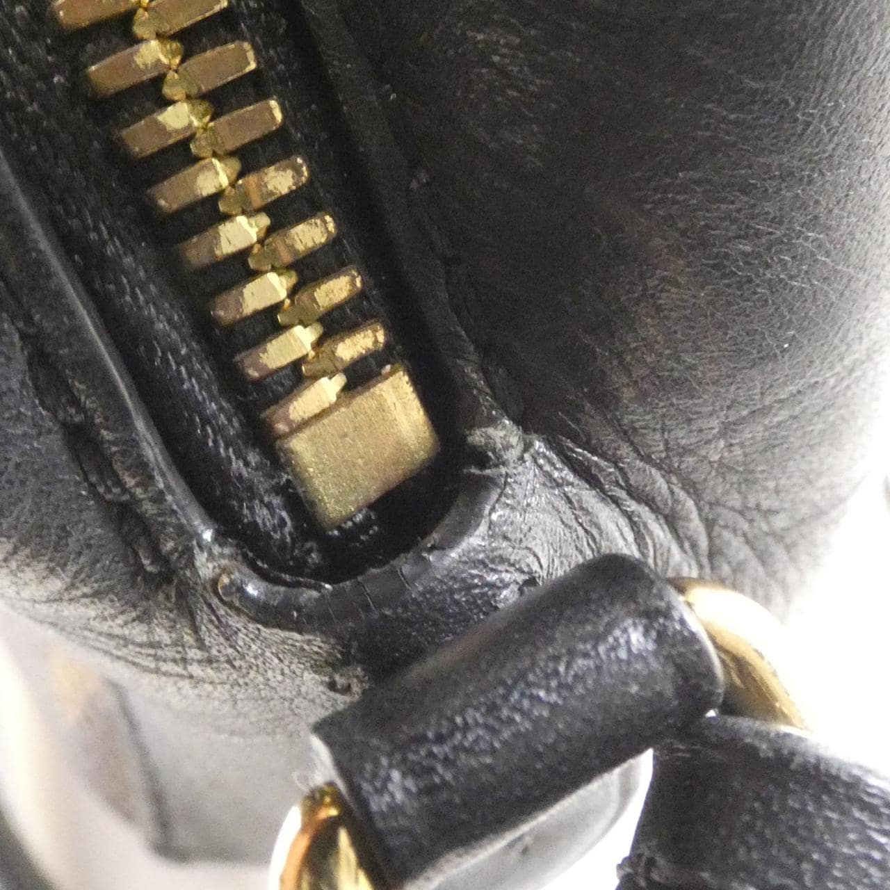 ルイヴィトン モノグラム サントンジュ M43555 ショルダーバッグ