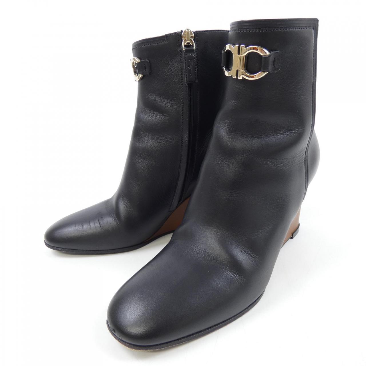 薩爾瓦托雷·菲拉格慕SALVATORE FERRAGAMO薩爾瓦托雷·菲拉格慕 (Salvatore Ferragamo) 靴子