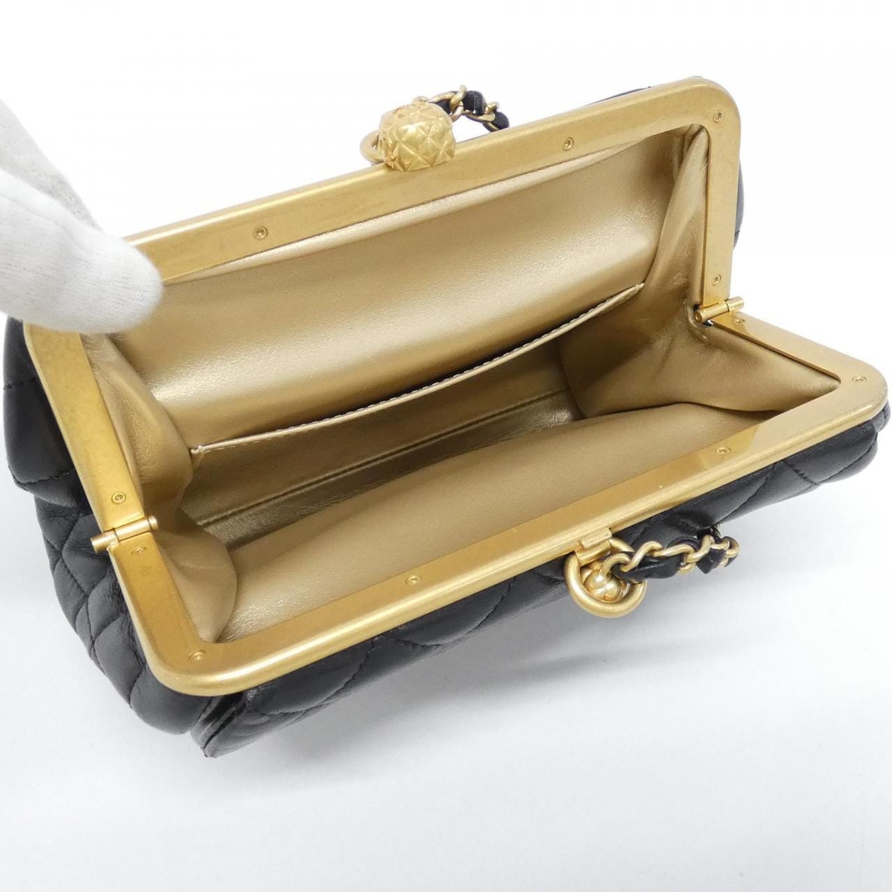 シャネル バッグ