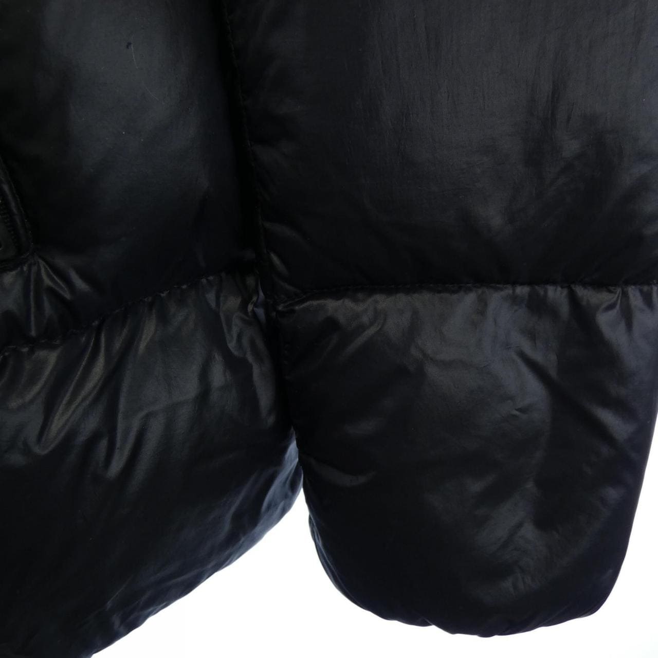 モンクレール MONCLER SERITTE ダウンジャケット