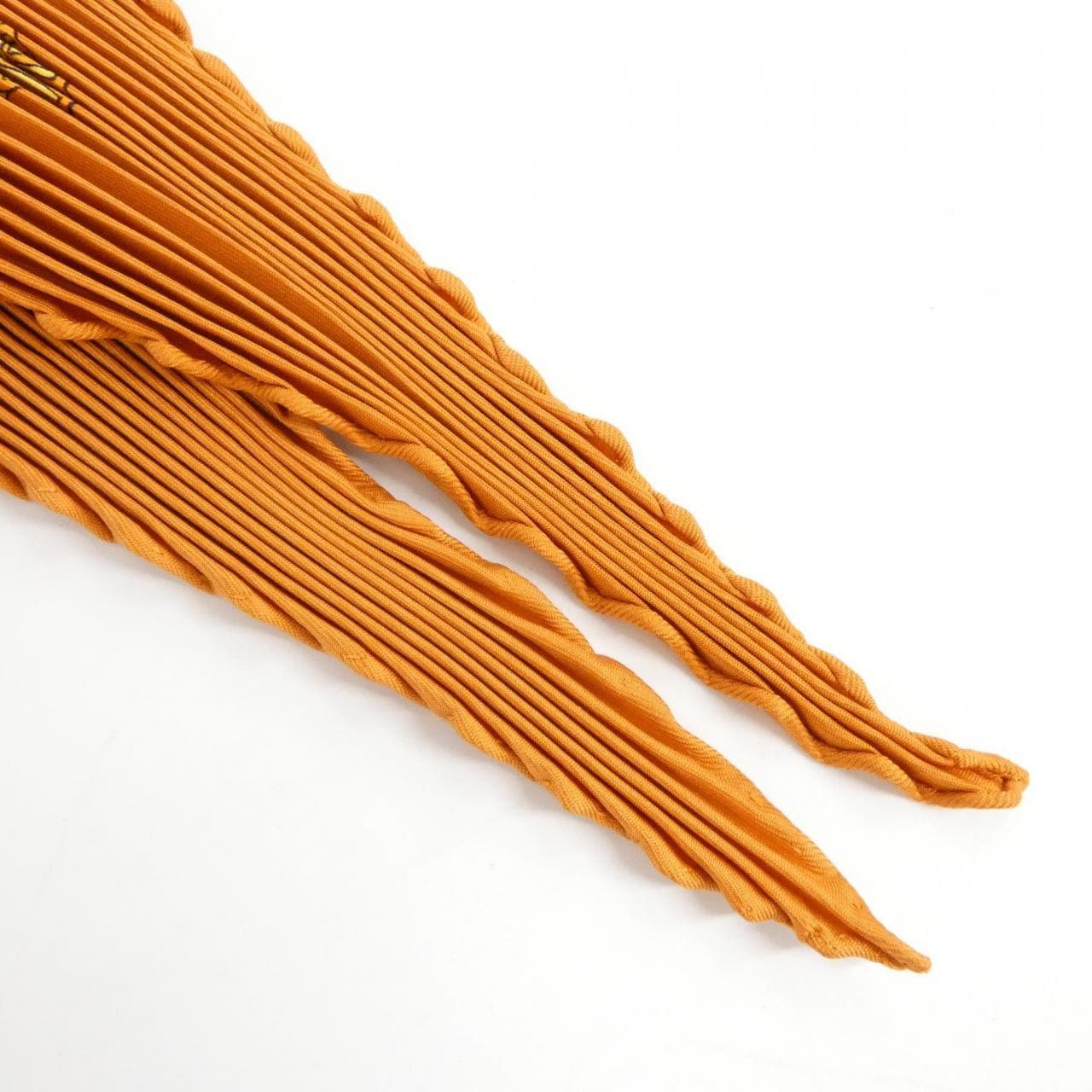 エルメス プリーツ スカーフ