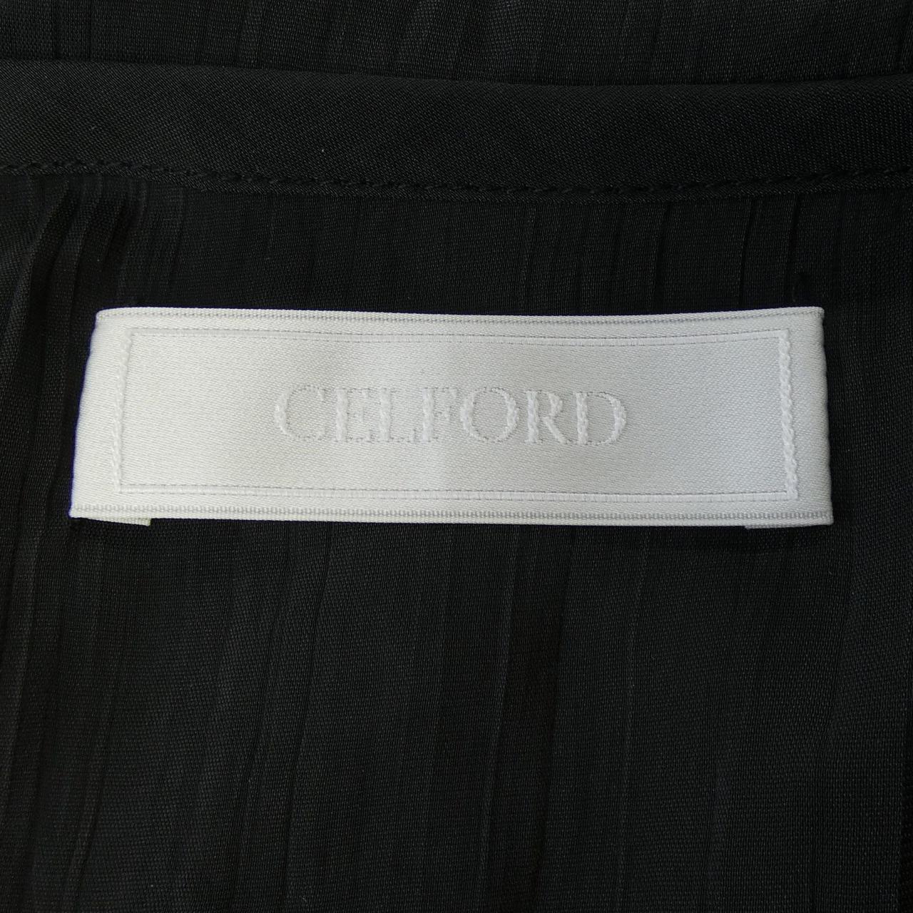 セルフォード CELFORD トップス