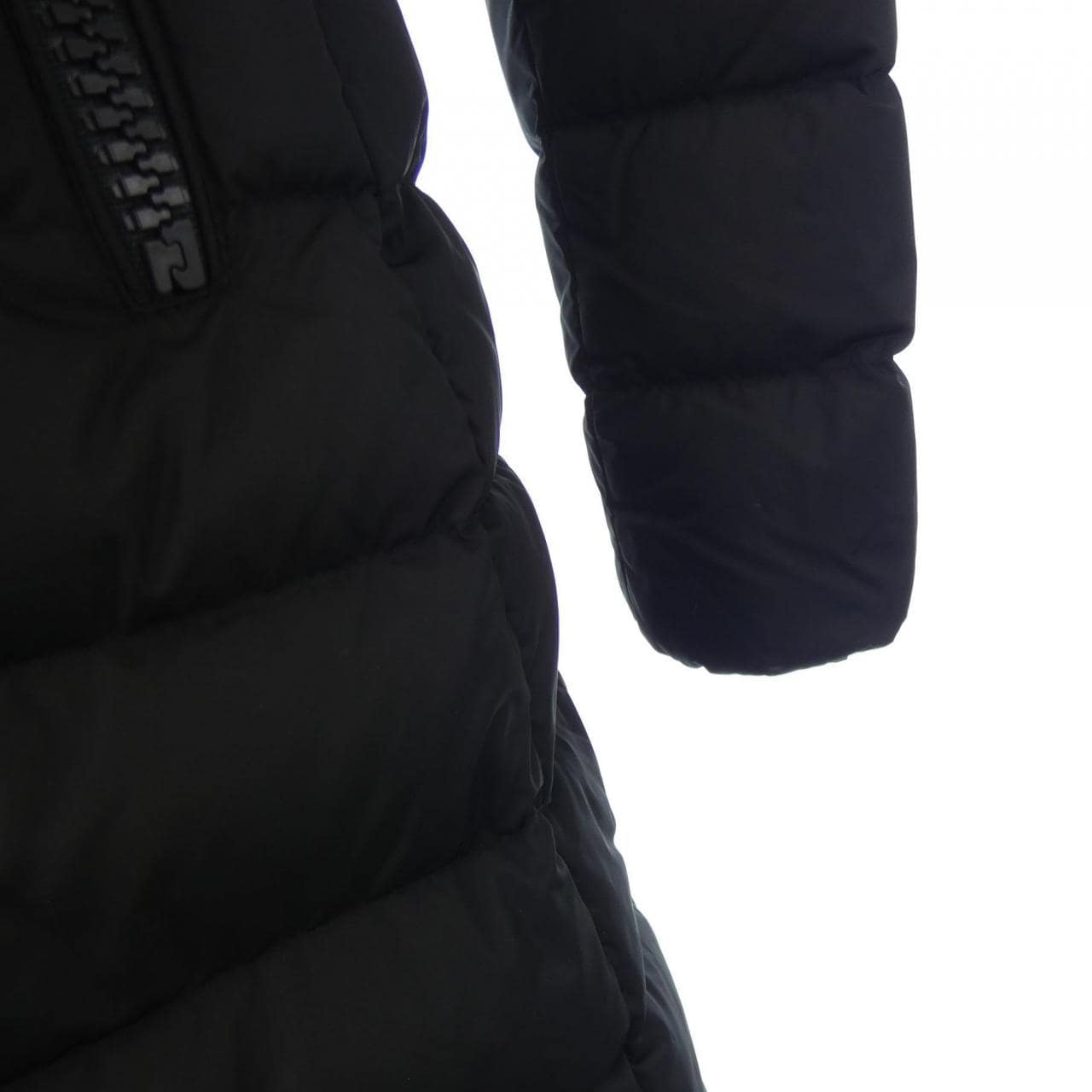 モンクレール MONCLER ダウンコート