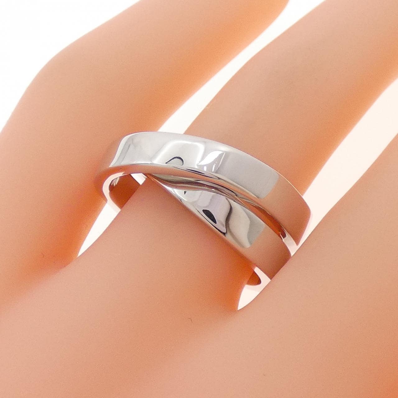 カルティエ パリ リング