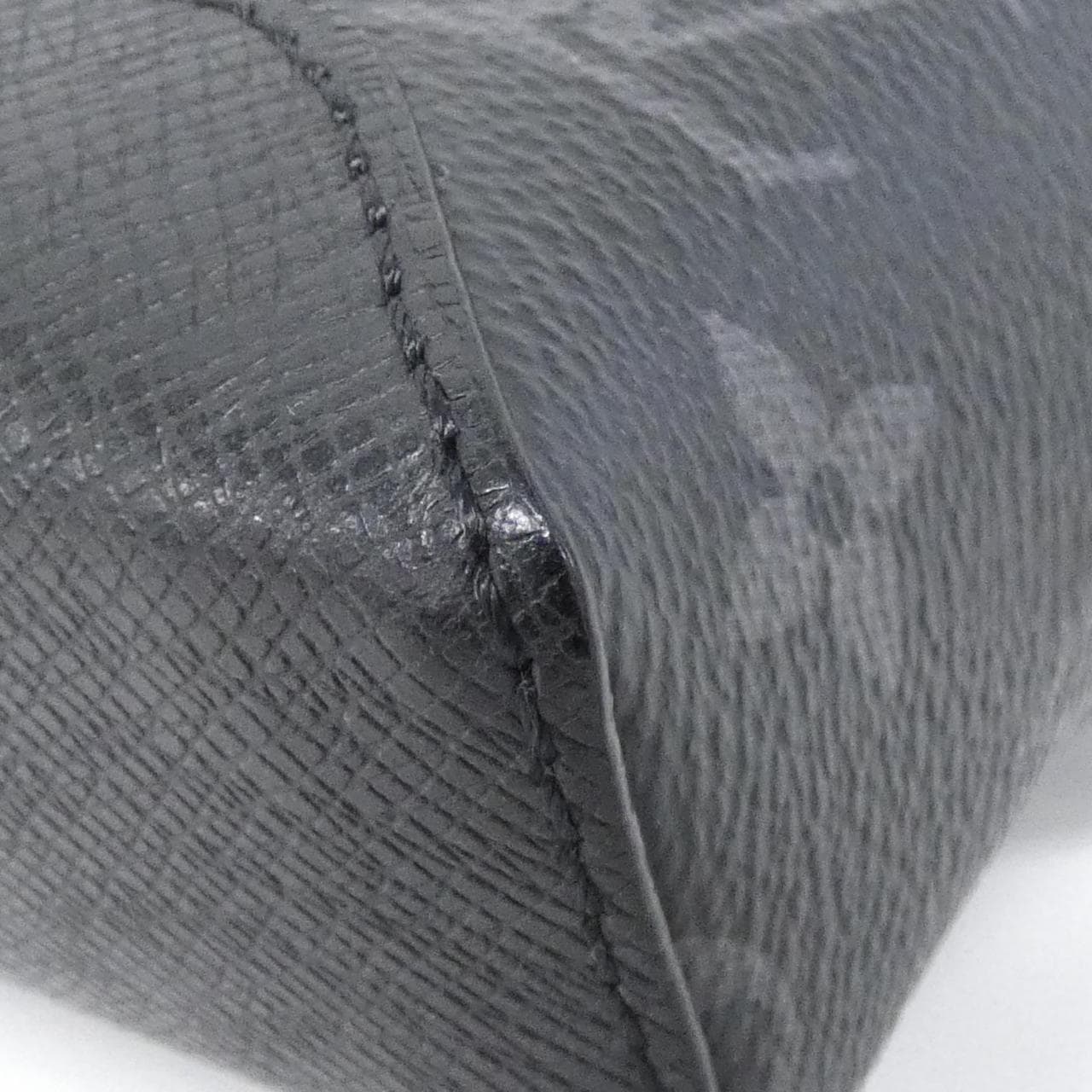 ルイヴィトン タイガ ラマ デュオ スリングバッグ M30936 ショルダーバッグ