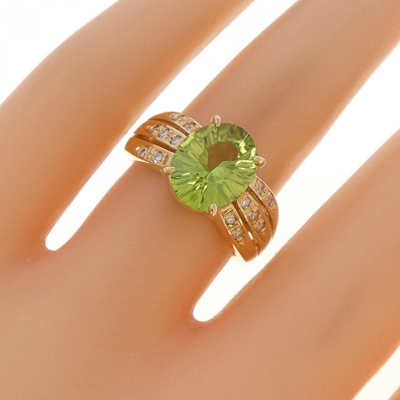 K18YG ペリドット リング 2.38CT