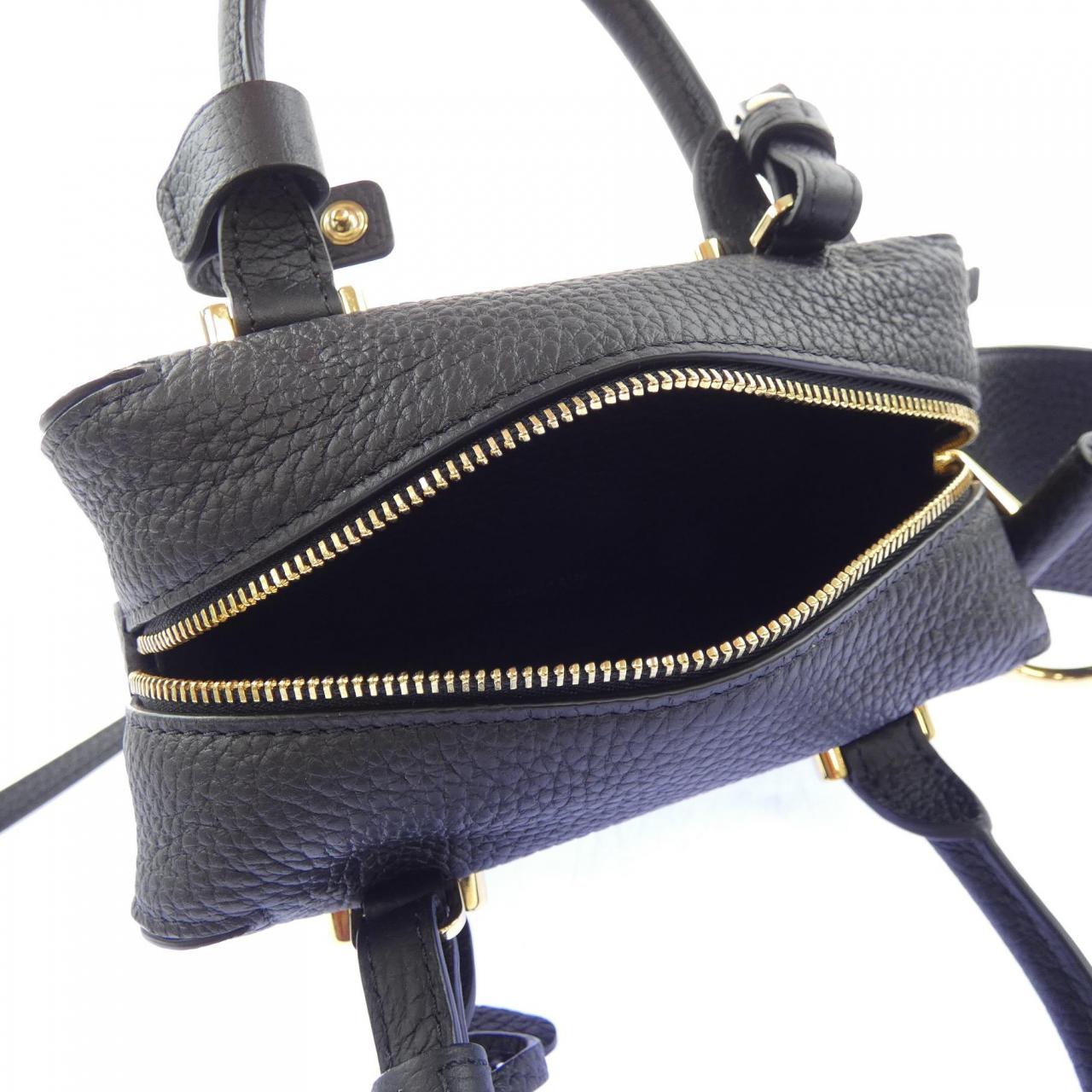 デルボー DELVAUX COOL BOX BAG